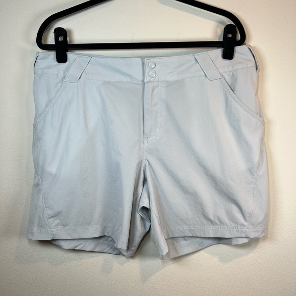 Columbia Womens PFG Shorts Light Blue Performance Outdoors Nylon Pockets Size 16 - Picture 1 of 13